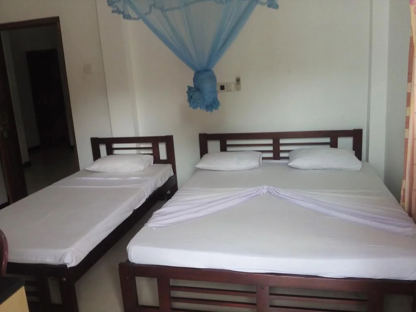 Hotel  Whitehouse