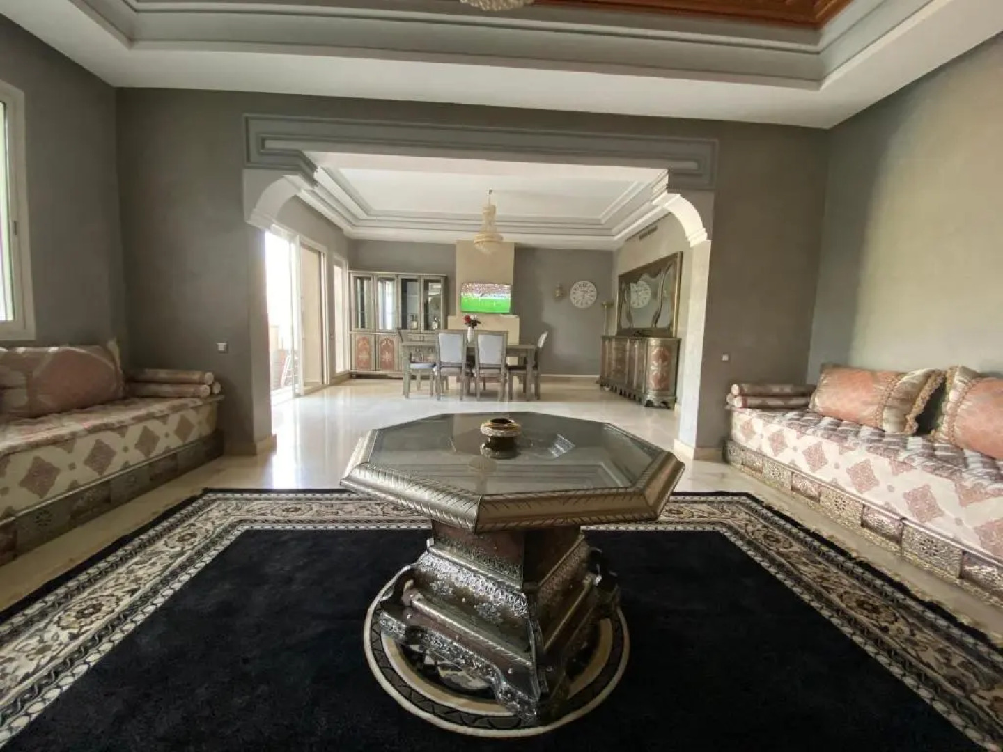 Villa 33 haut standing Avec piscine et Hammam