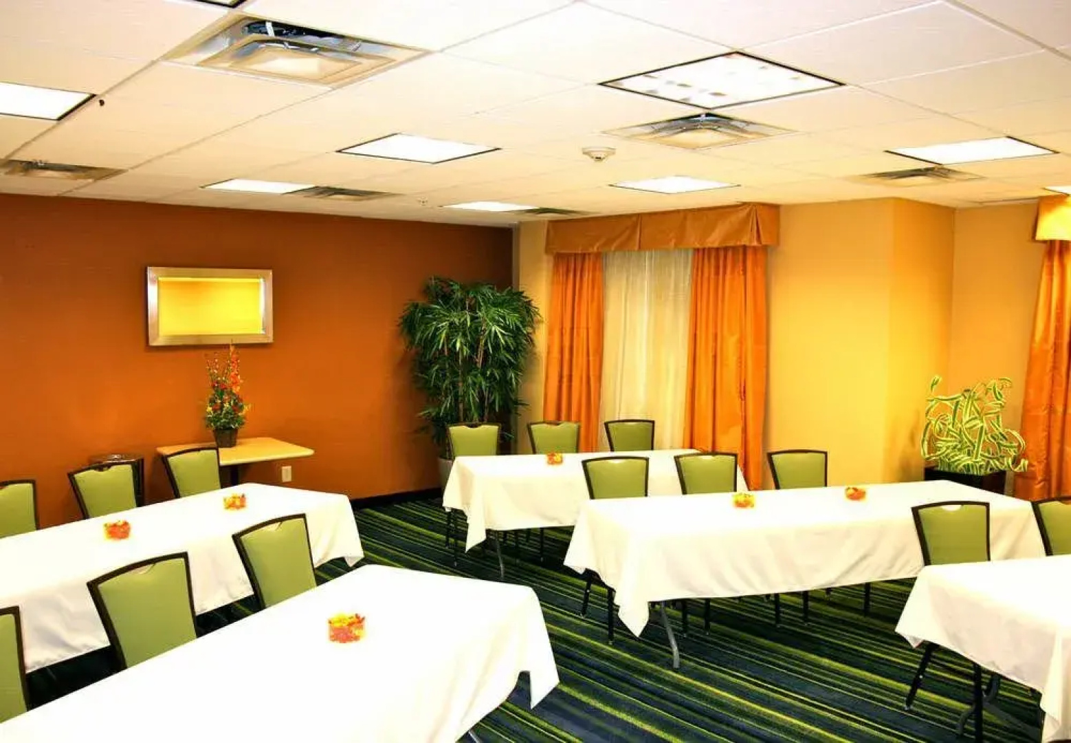 Fairfield Inn and Suites Youngstown Austintown