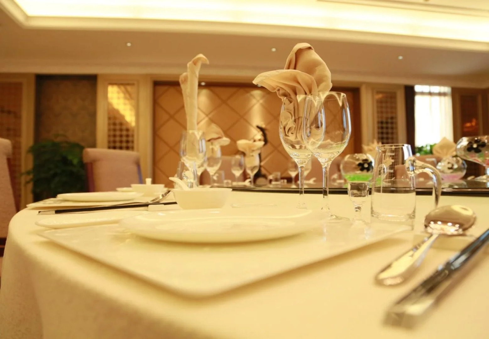 Canal Jinling Grand Hotel At Suqian