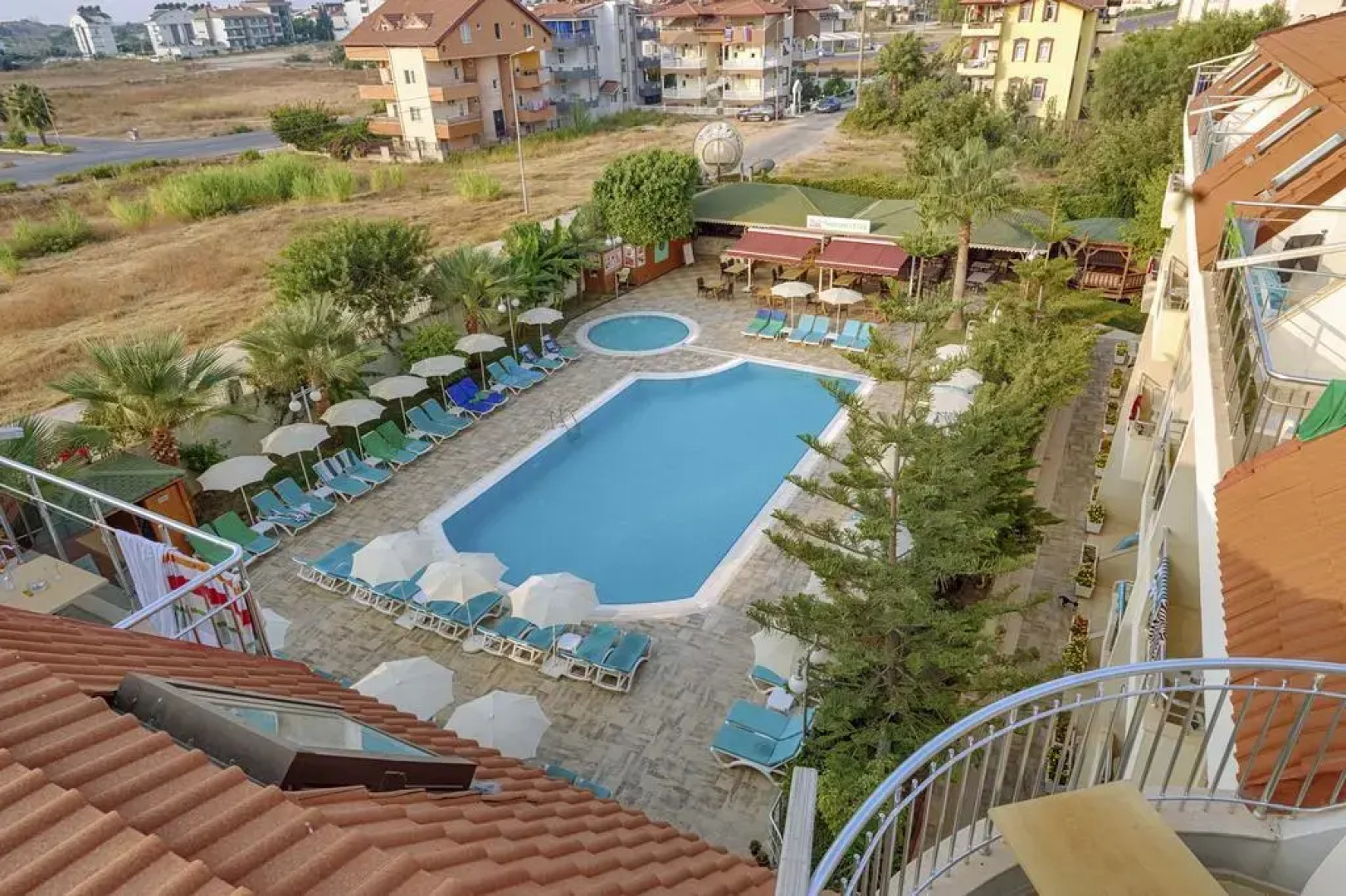 Akalia Suite Hotel & Spa