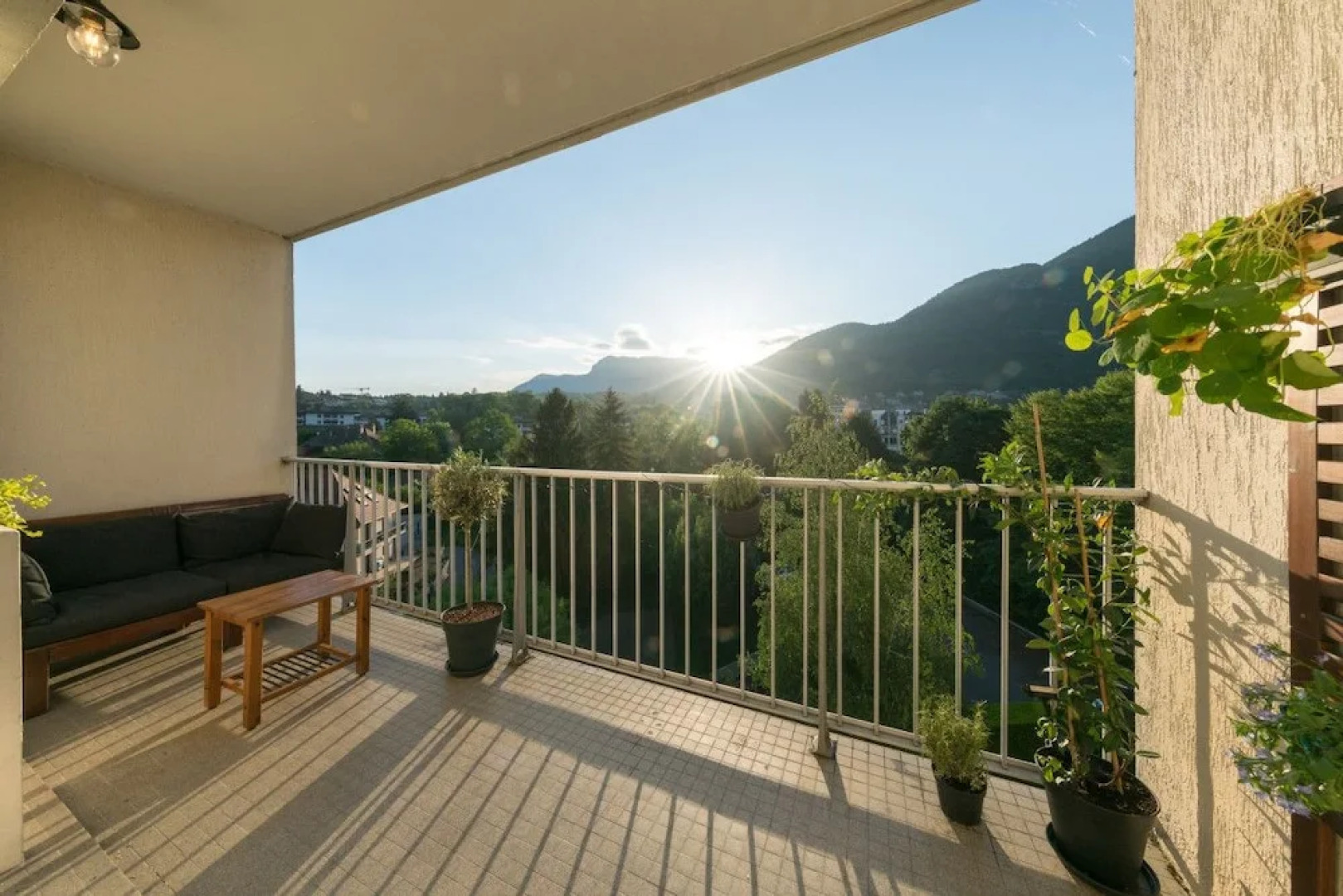 Les Mûriers Private Studio