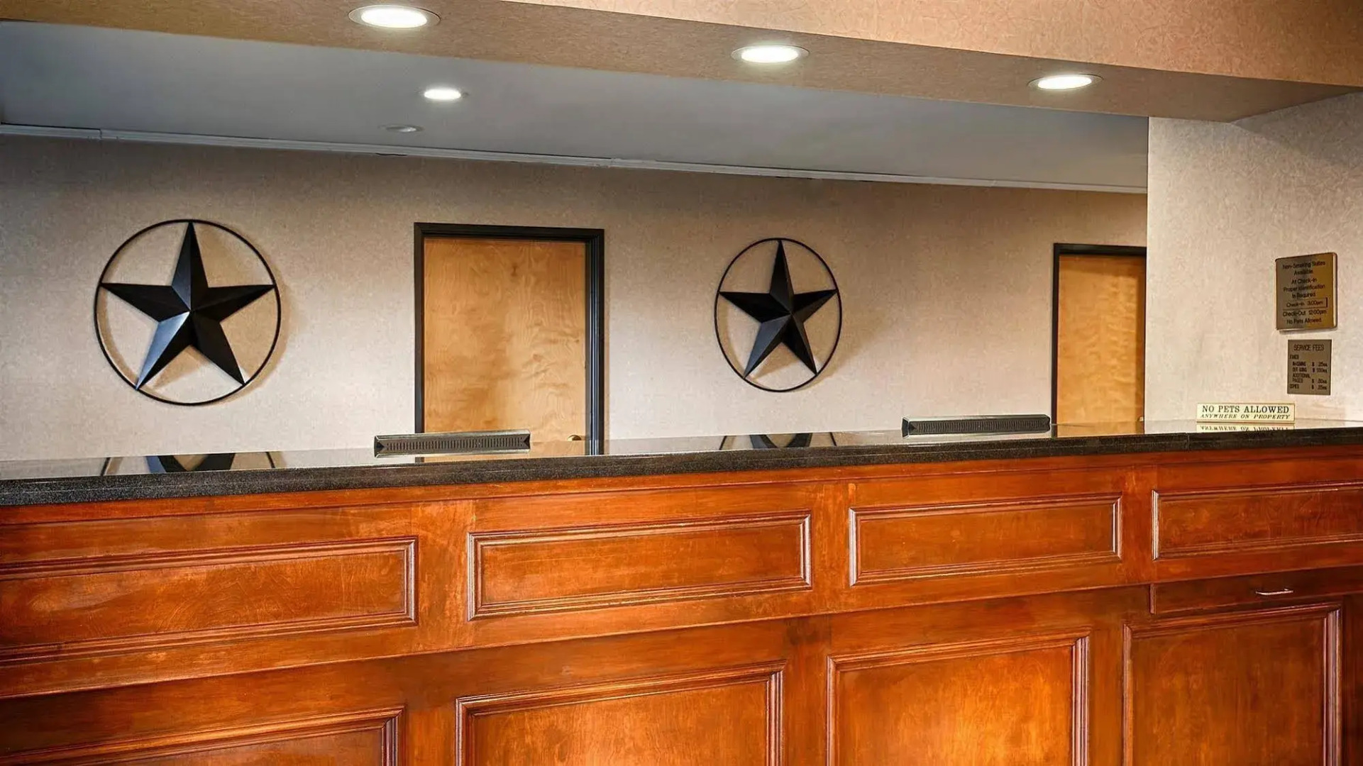 Best Western Inn & Suites