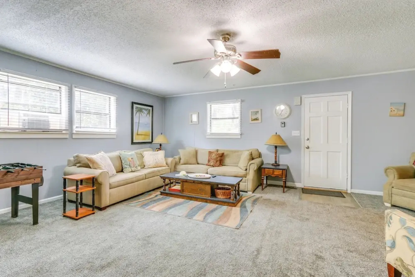 1 Mi to Sands Beach: Walkable Island Home w/ Yard!