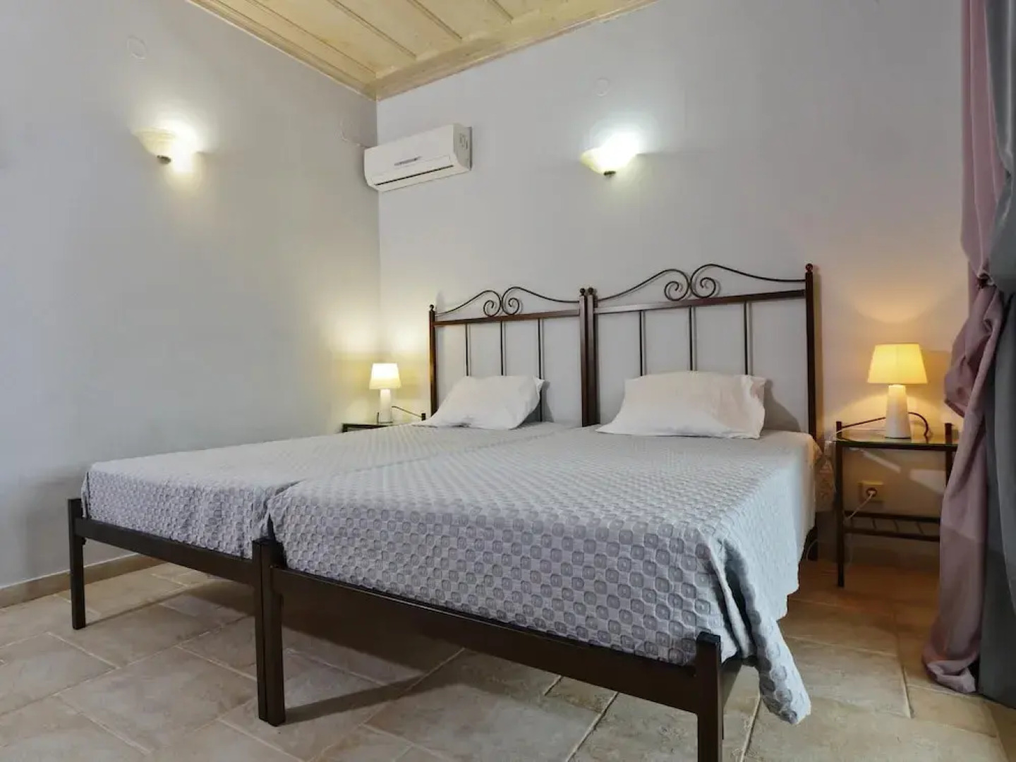 Villa Zacharenia in Corfu