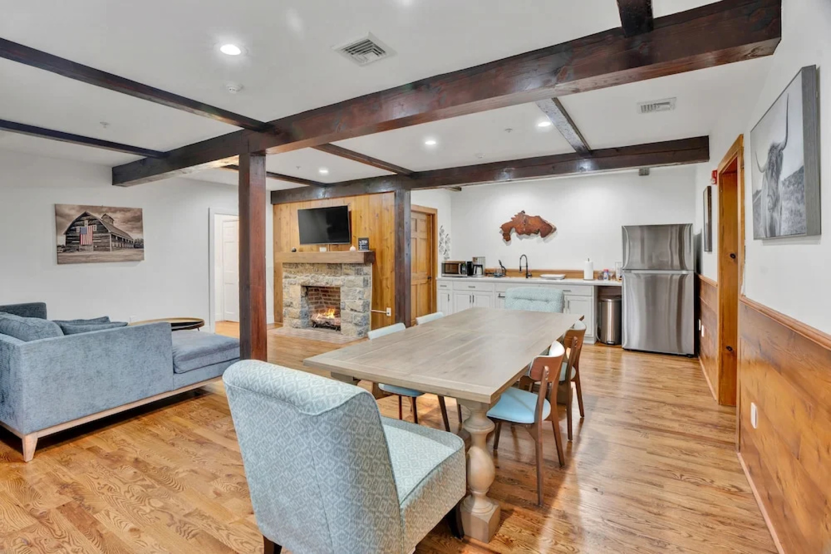 Chimney Hill Estate Inn