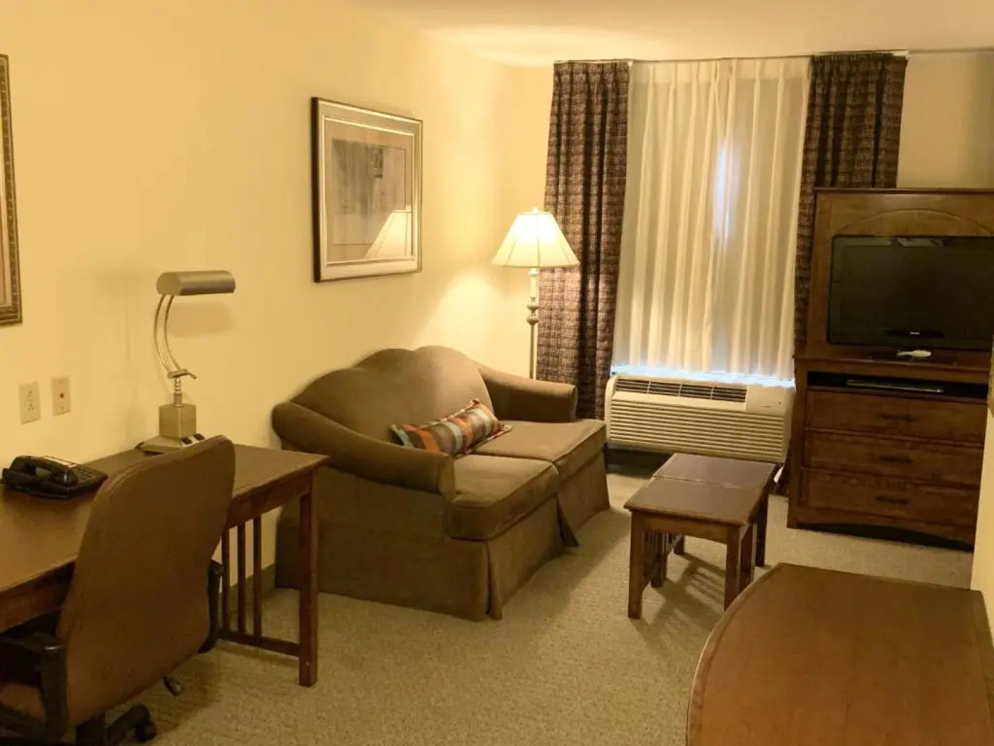 Staybridge Suites Albuquerque - Airport by IHG