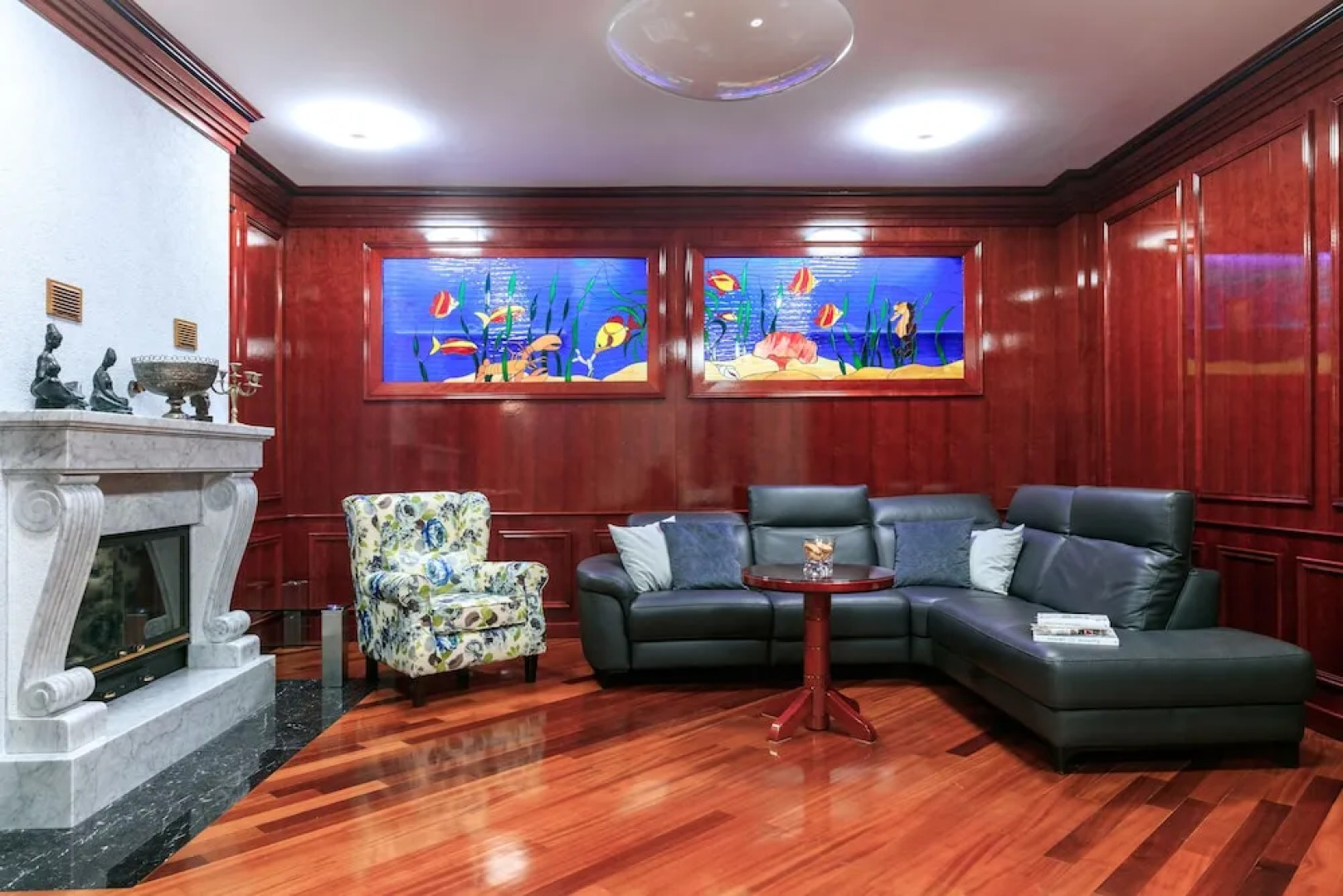 Apartments Donna with Sea View