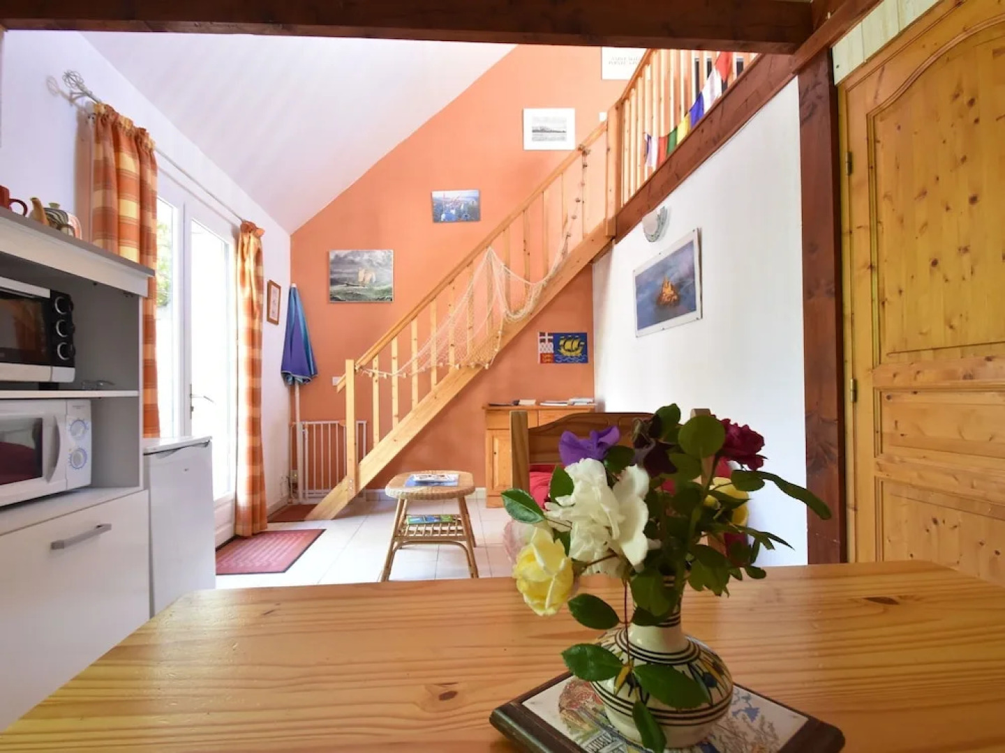 Cosy Holiday Home With Sheltered Terrace and Barbecue, Close to the Beach