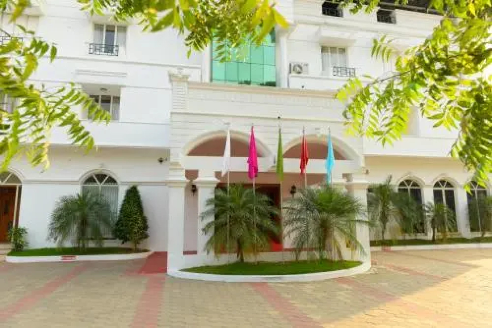 Paray Village County