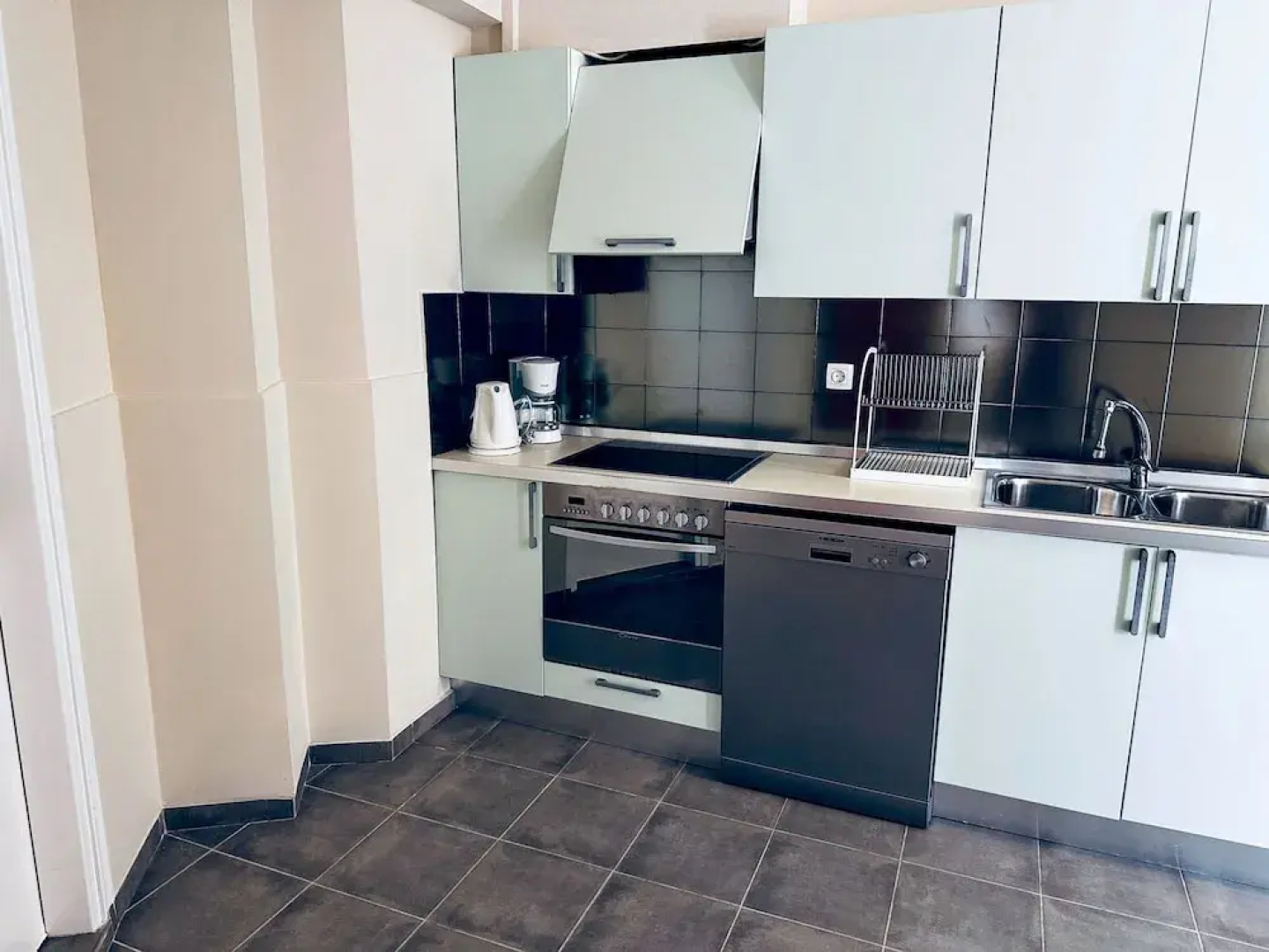 Lifeguard Beachfront - Luxury Flat, 30meters From Sea