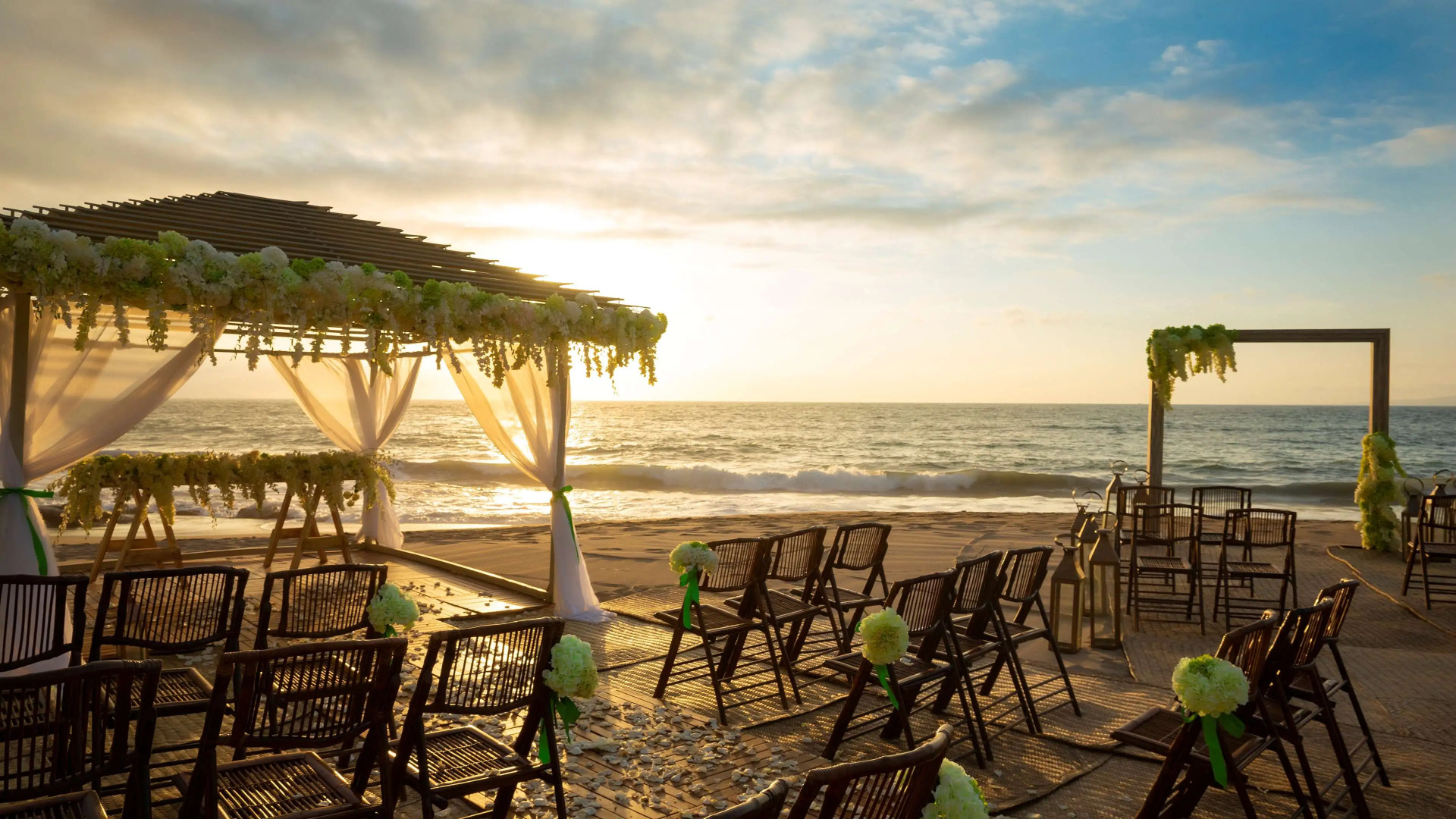 Almar Resort Luxury Beach Front Experience