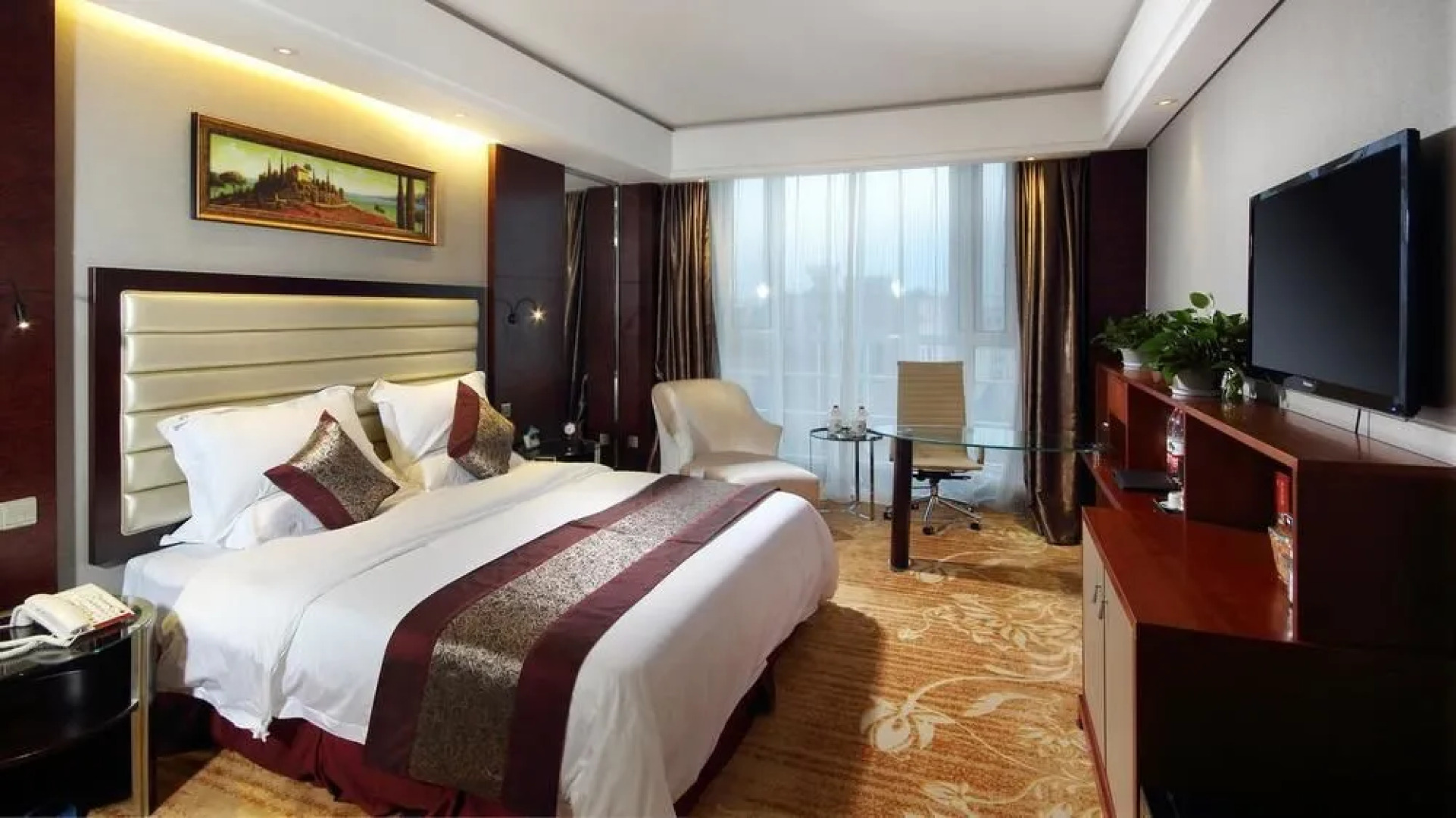 Puyang Yuehua International Hotel