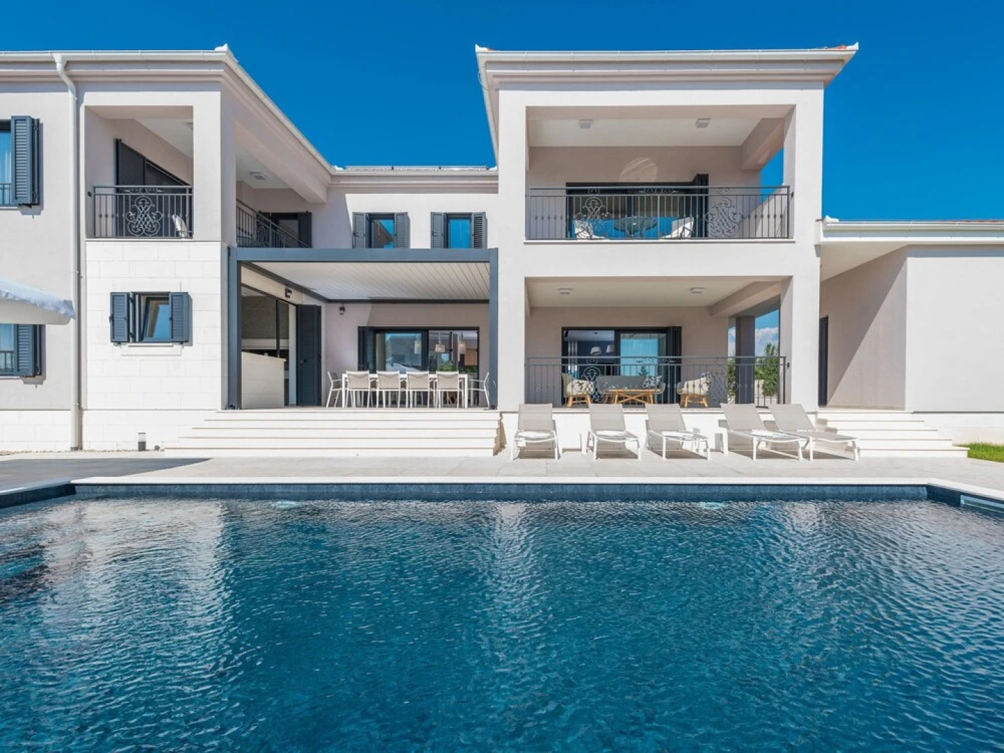 Fancy Villa in Gorica With Wellness Centre & Artistic Interiors