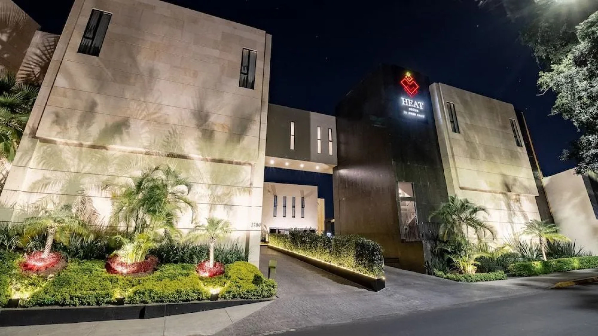 Heat Suites - Adults Only