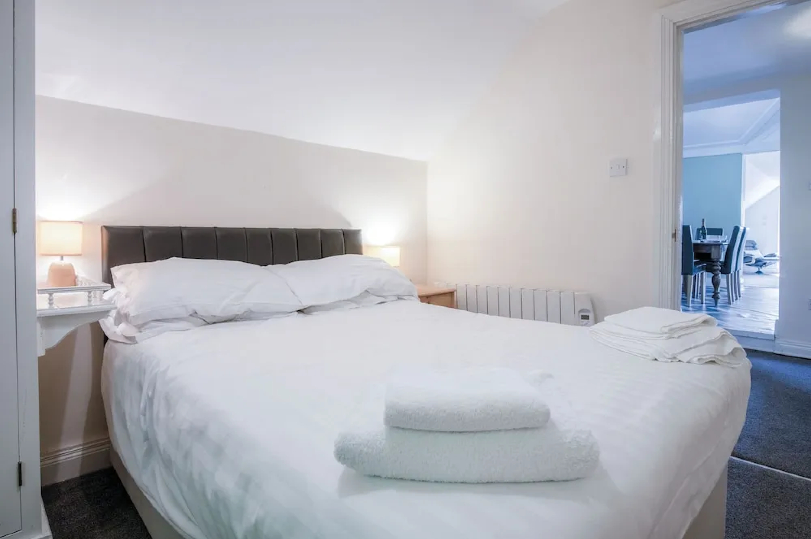 The Gatehouse - 2 Bedroom Apartment - Pendine