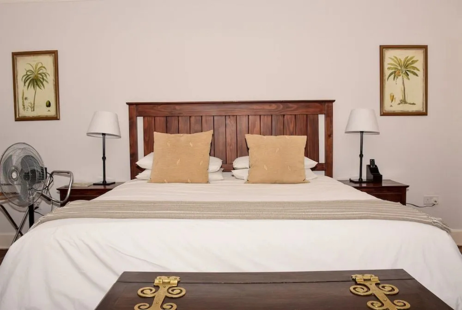 Gordons on 125 First Street