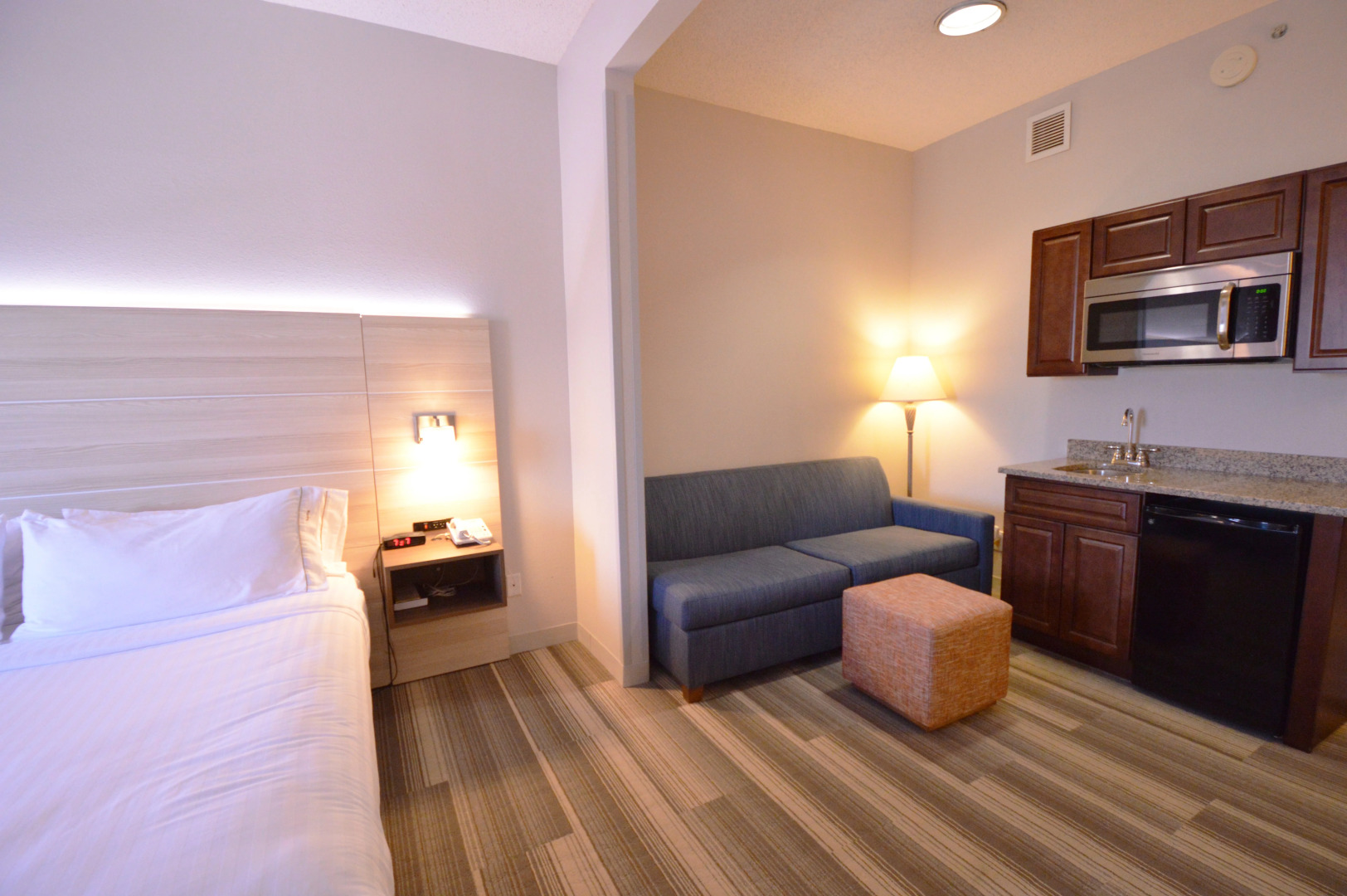 Holiday Inn Express Toledo-Oregon by IHG