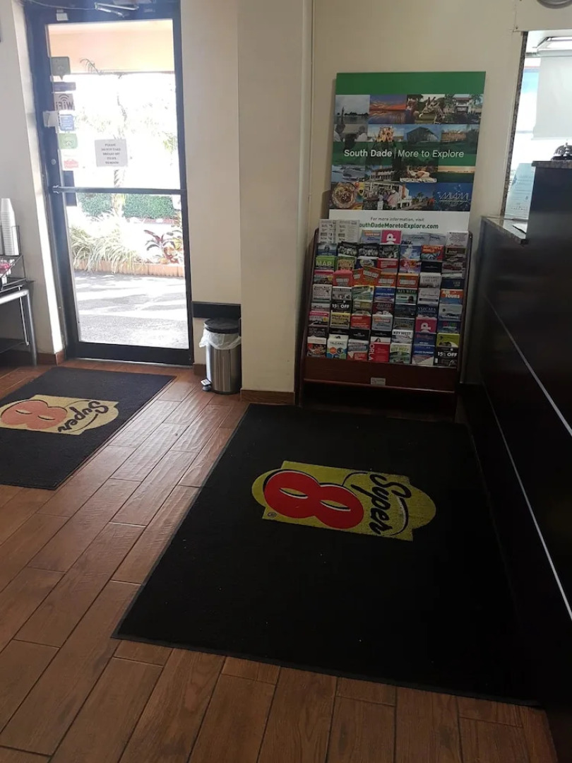 Super 8 Florida City/Homestead