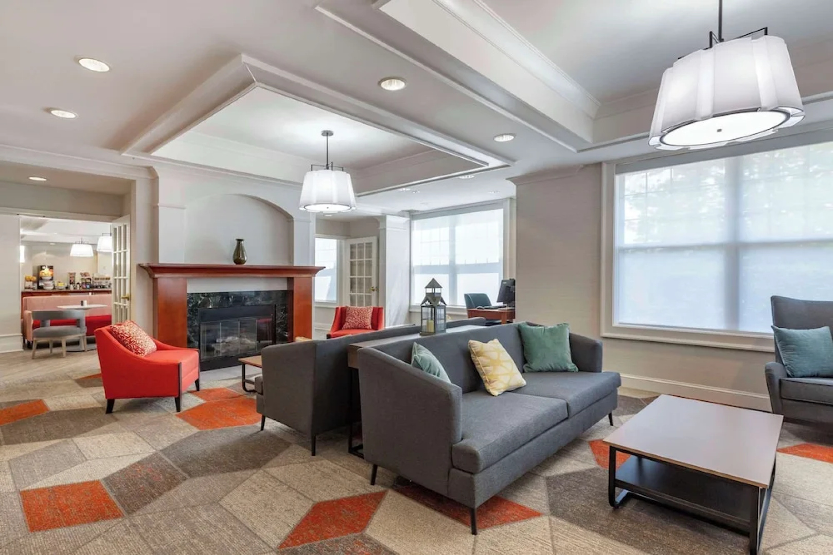 Holiday Inn Express Hotel & Suites Amherst-Hadley, MA