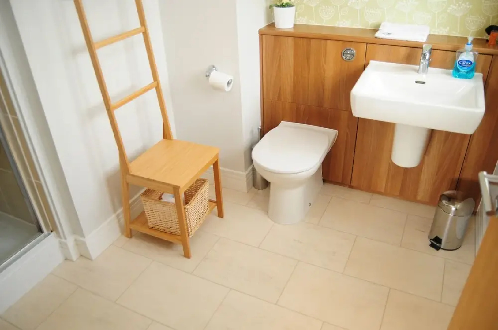 Pear Nook Treet - Exquisite Family Home