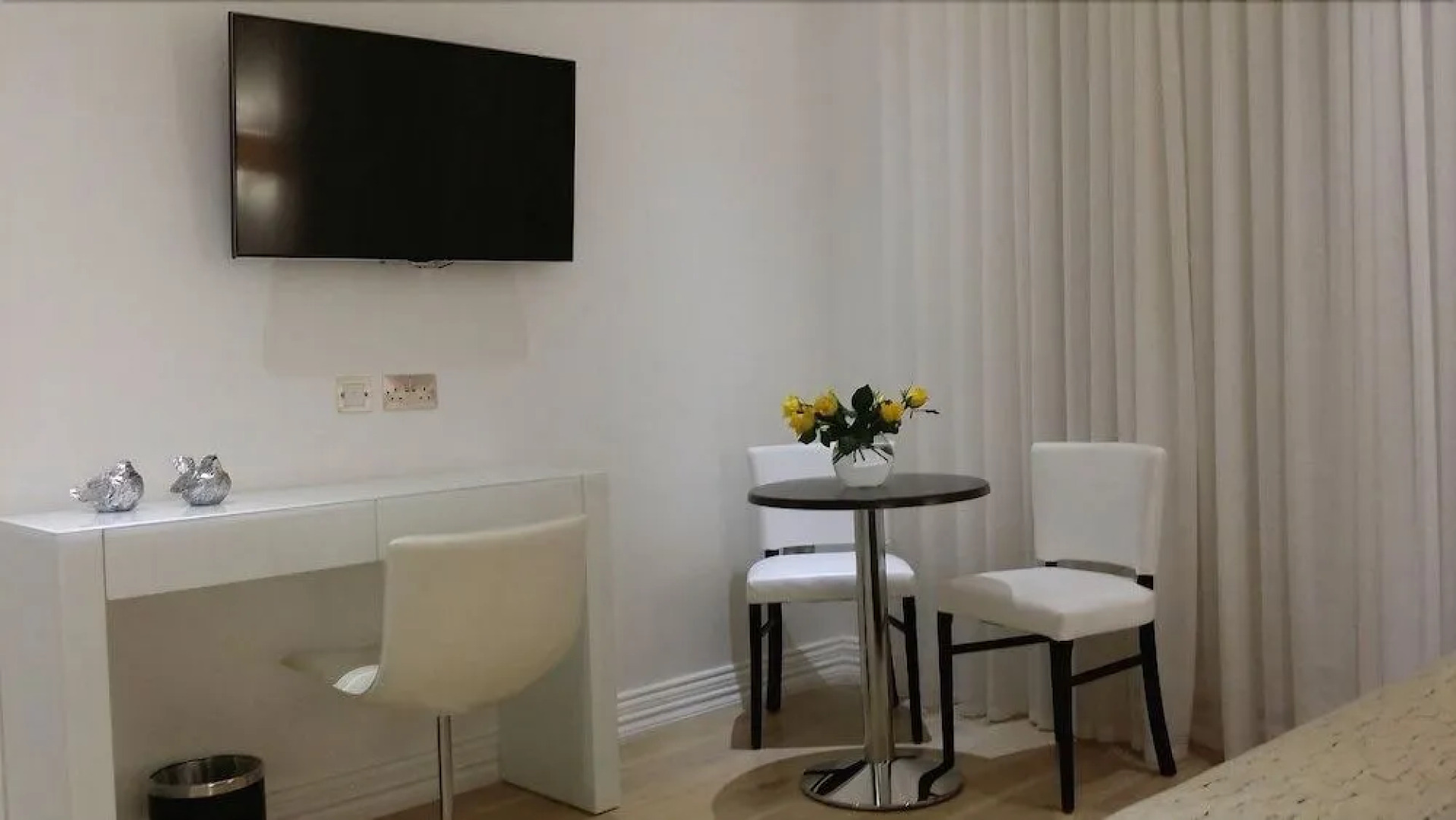 Bexhill Beach Residence Bed & Breakfast