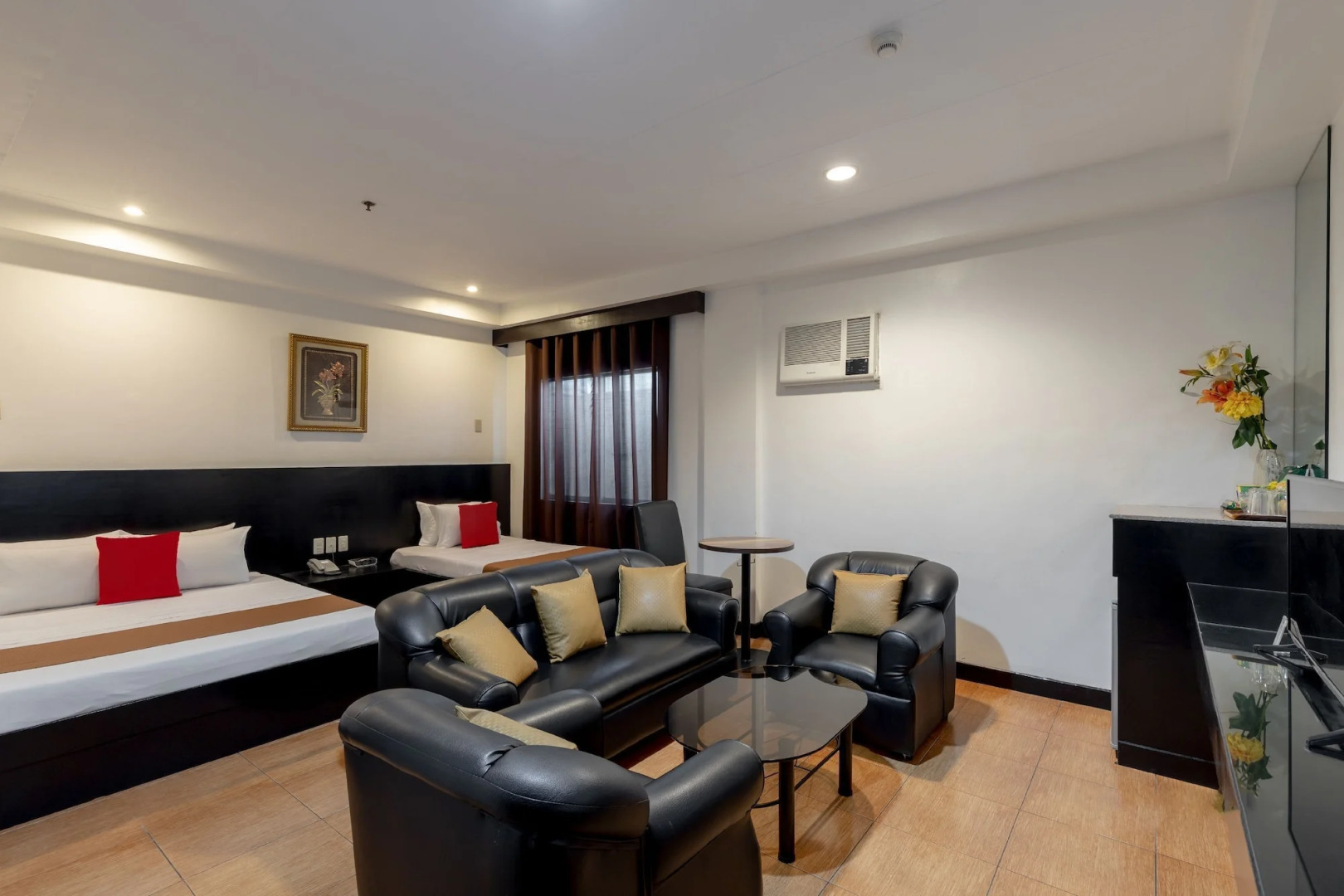 Check Inn Pension Arcade