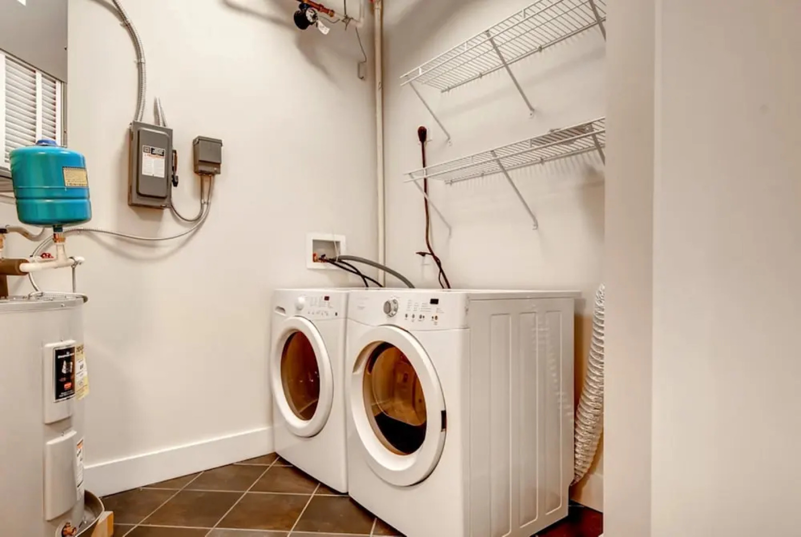 Global Luxury Suites at Whetstone Way