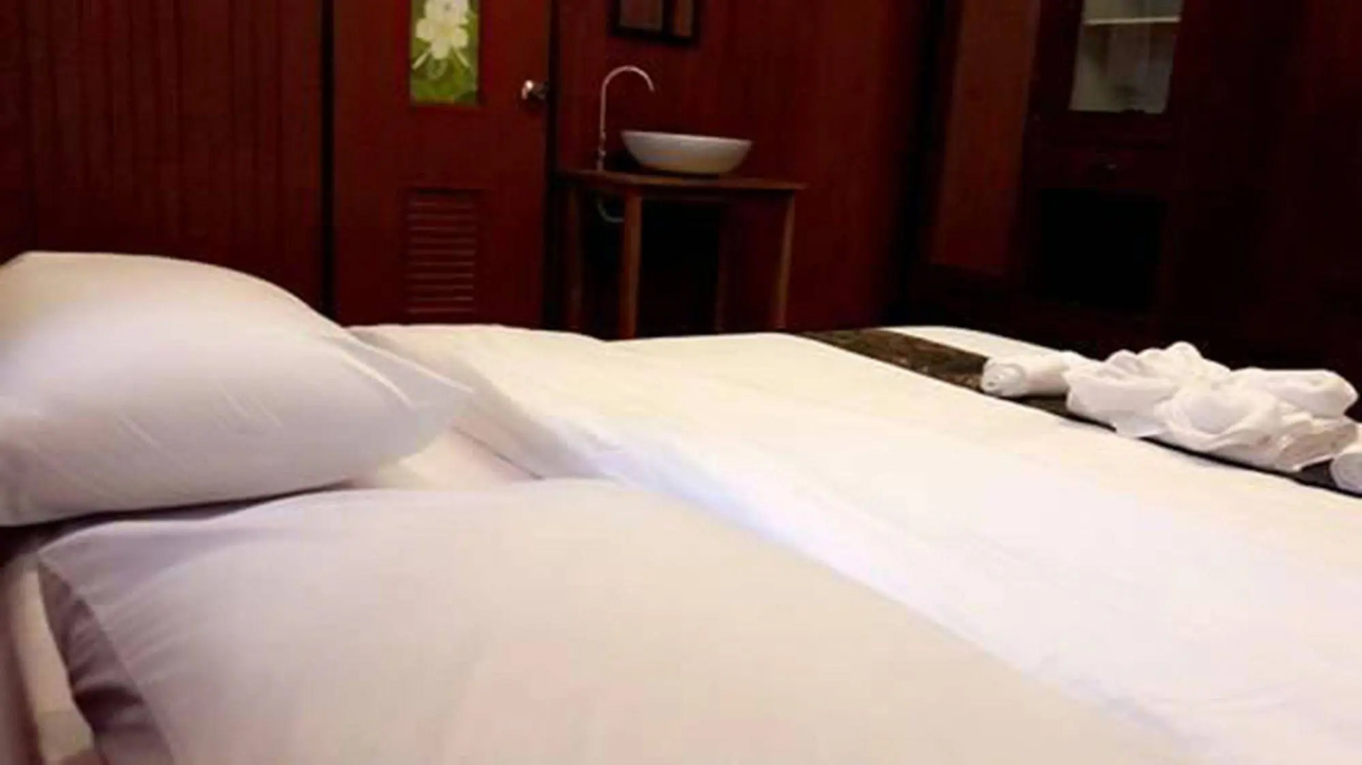 艾丽旅馆(Aree Guesthouse)