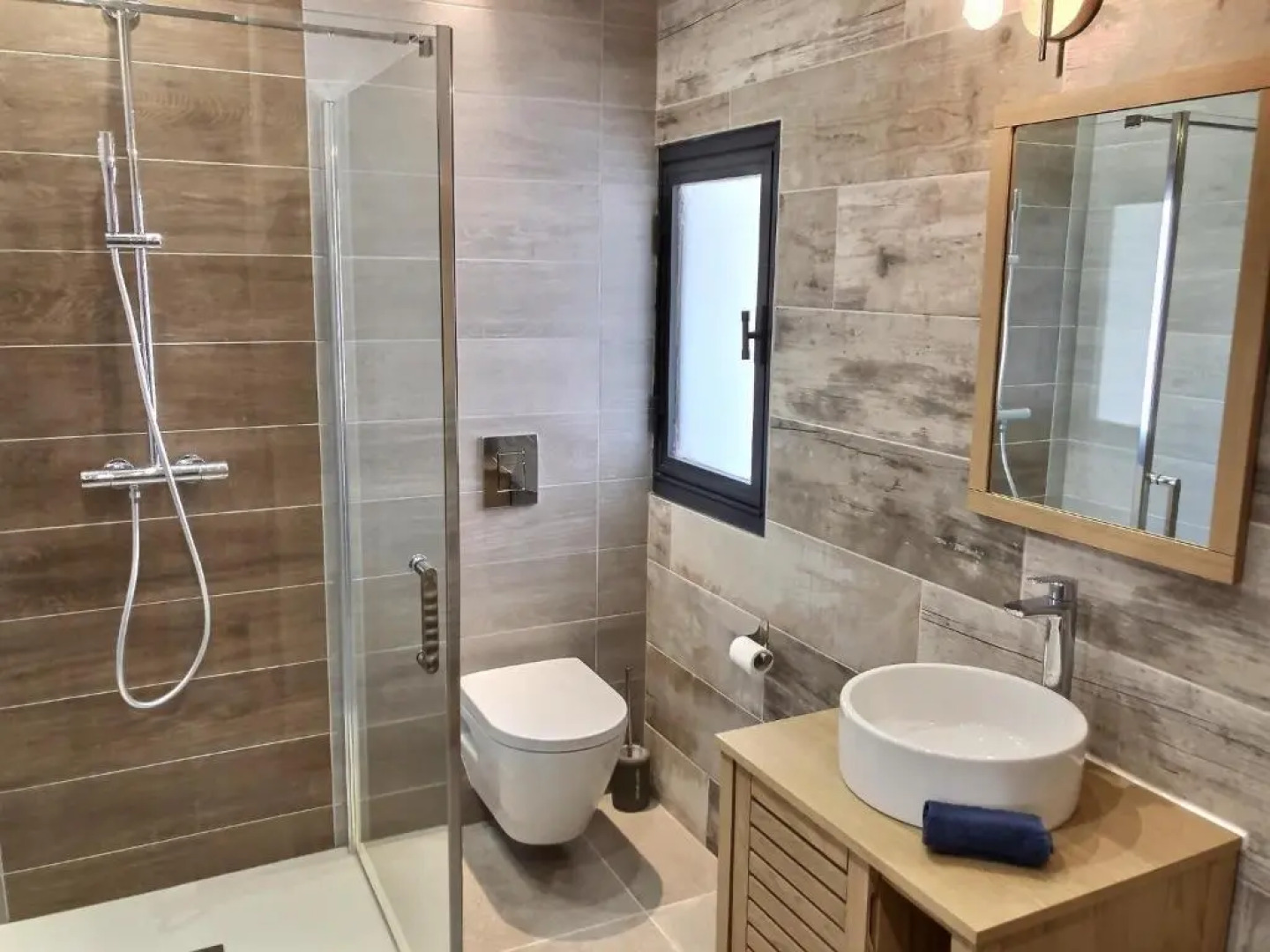 Studio tout confort, terrasse, calme Moustiers #7