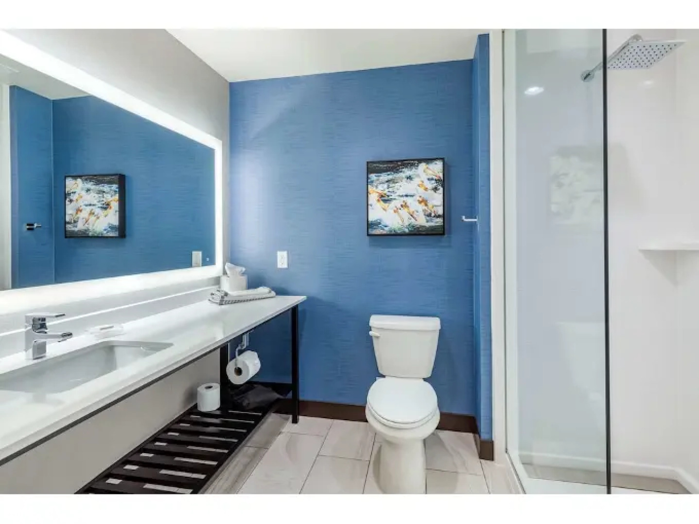 Cambria Hotel Bettendorf Quad Cities