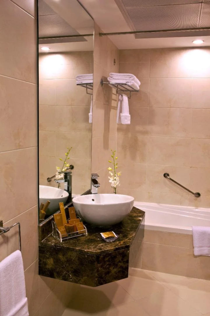 Отель Landmark Grand Hotel