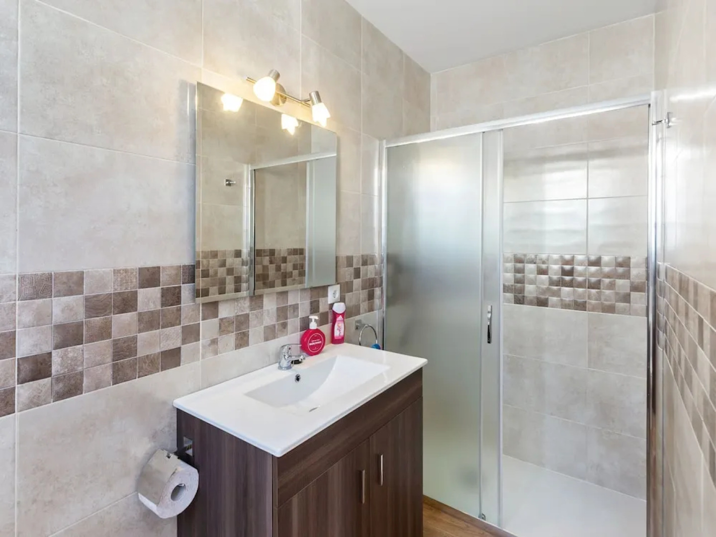 Elegant Holiday Home in Olvera With Terrace