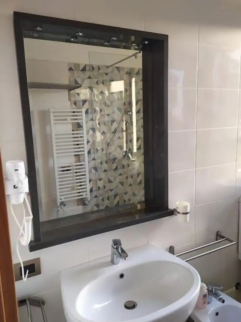 Nero Basalto Azzurro Mare