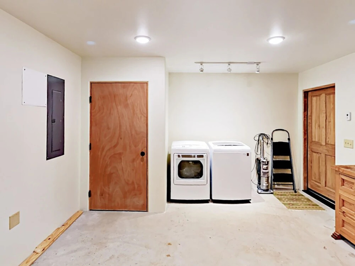 52 Cavalry Camp Road Home 3 Bedrooms 2.5 Bathrooms Home