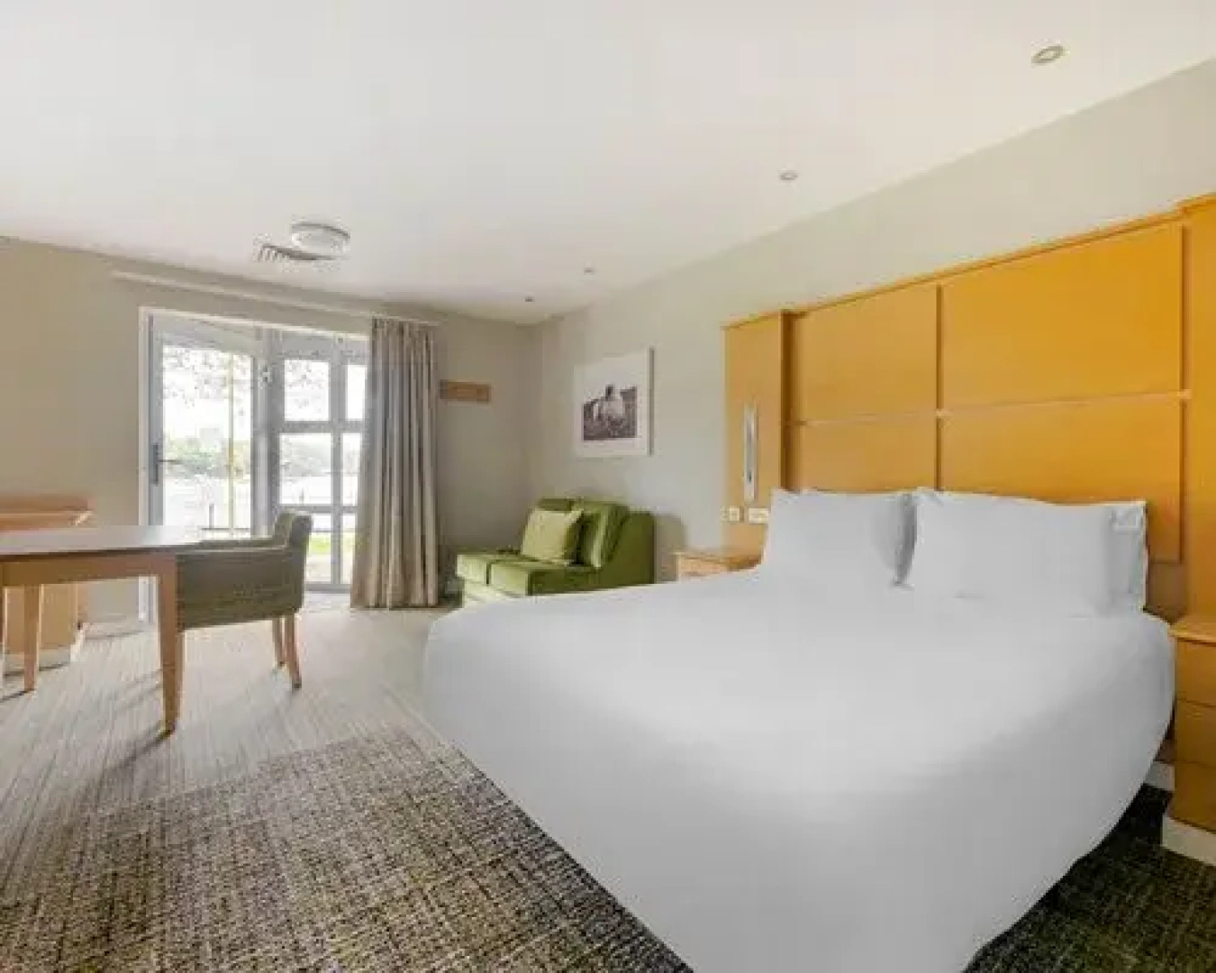 Pine Lake Resort - 4 Nights, Lancashire, England