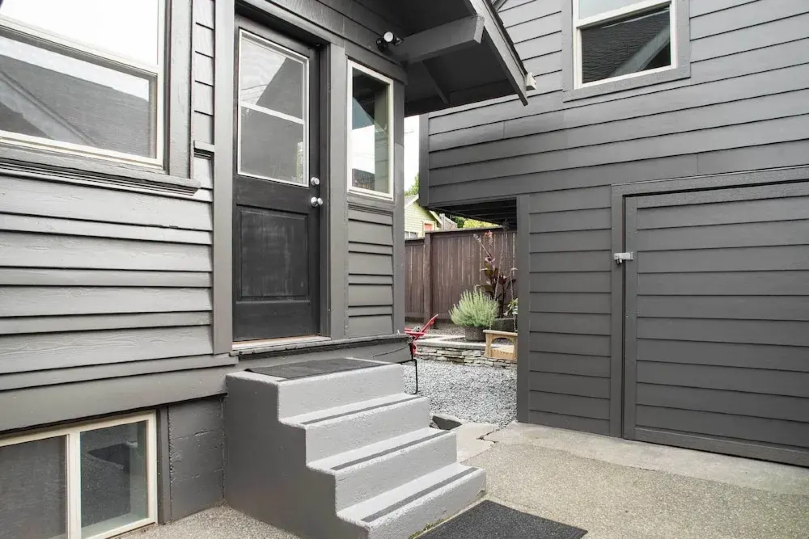 Updated Tacoma Home w/ Patio: 3 Mi to Downtown