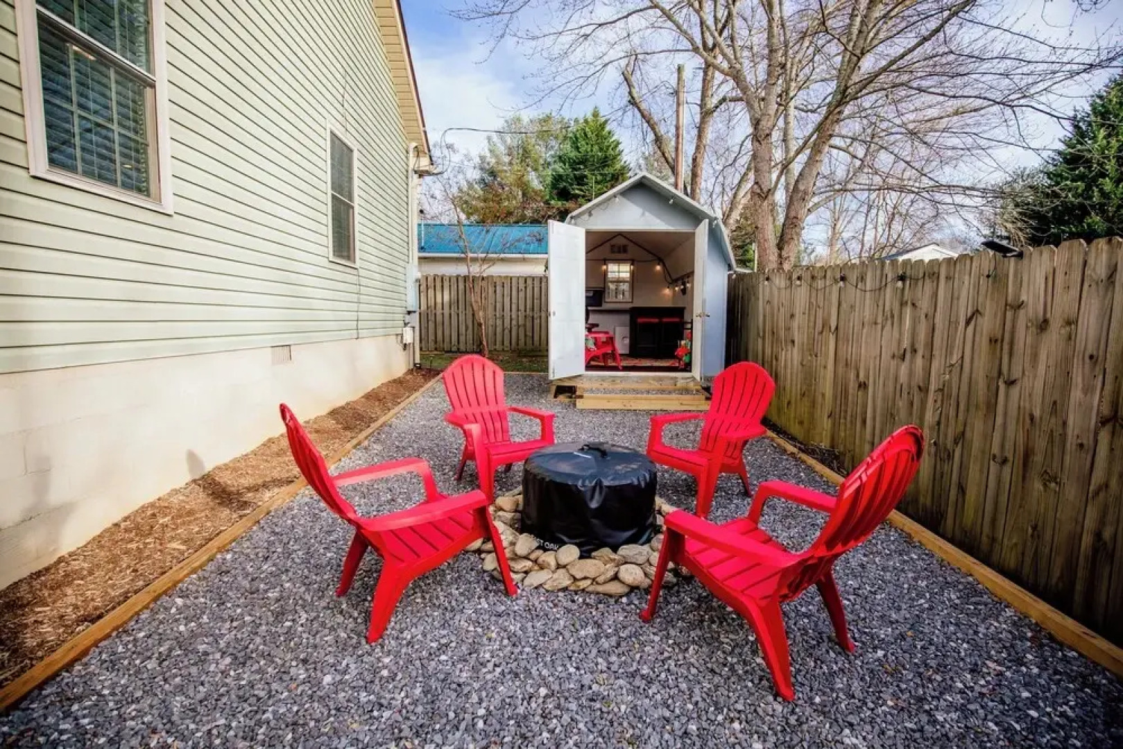 1 Mi to Dtwn Black Mountain: Home w/ Patio & Yard