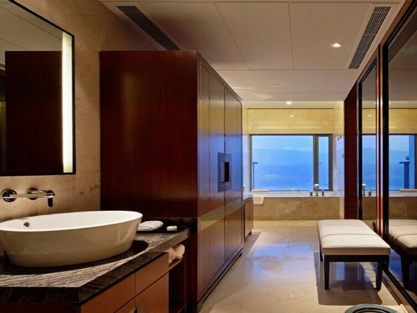 Jinling Resort Tianquan Lake