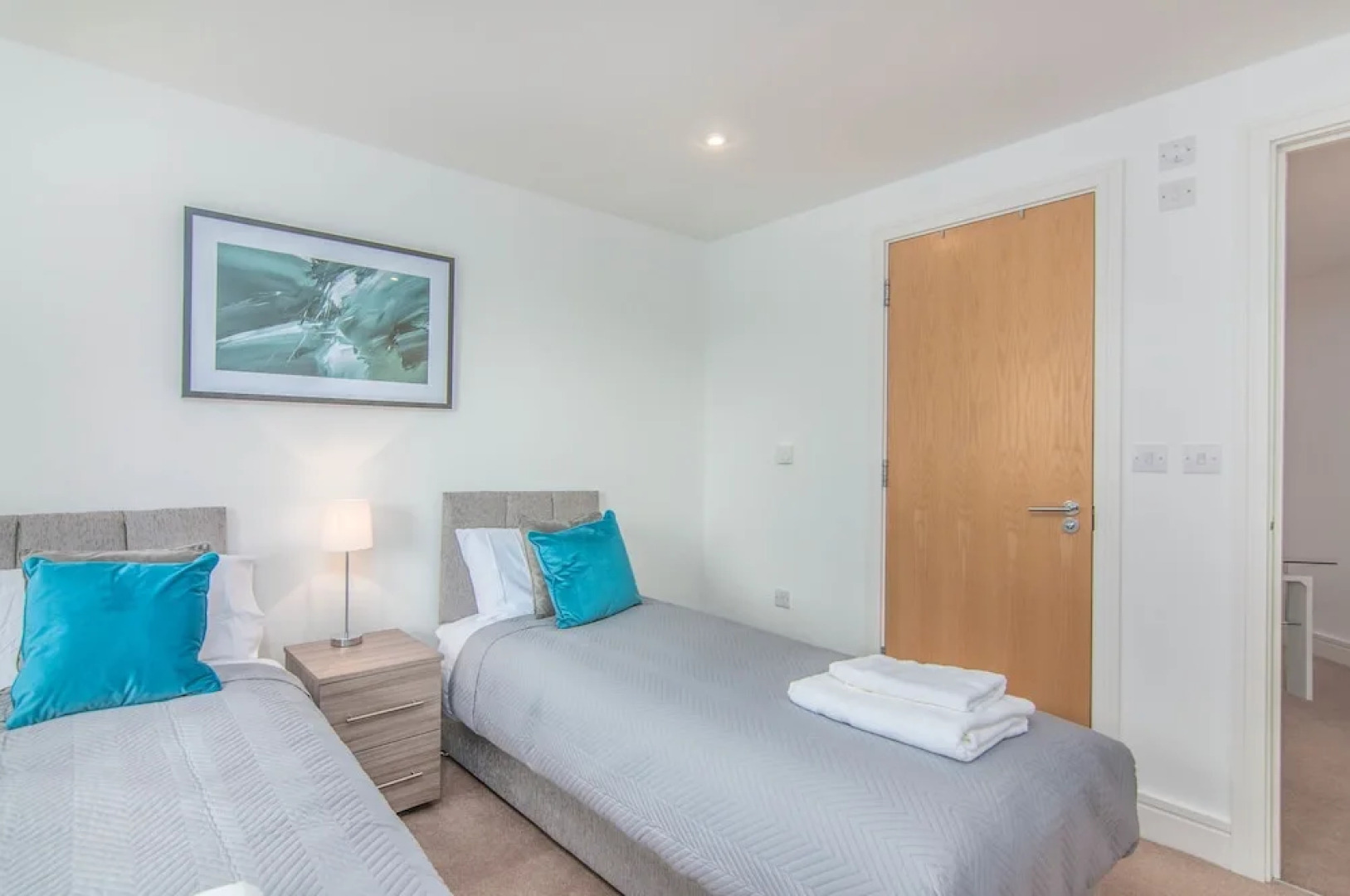 Executive Stansted Airport Apartment