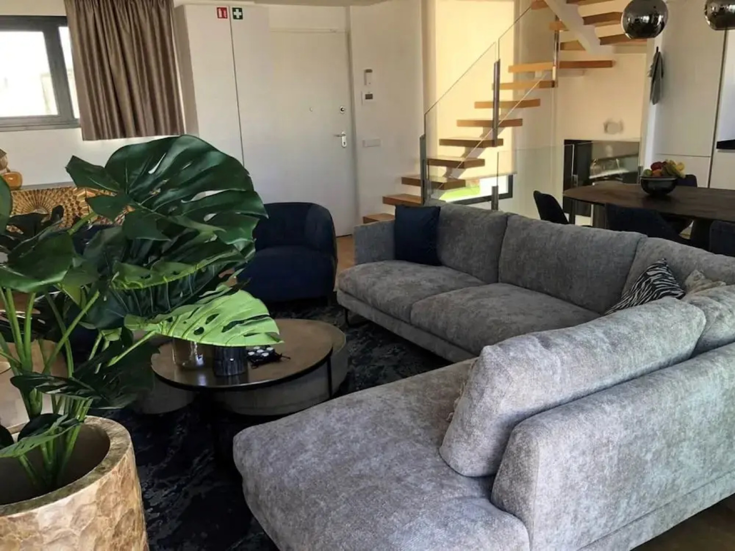 Scenic Villa With Heated Pool