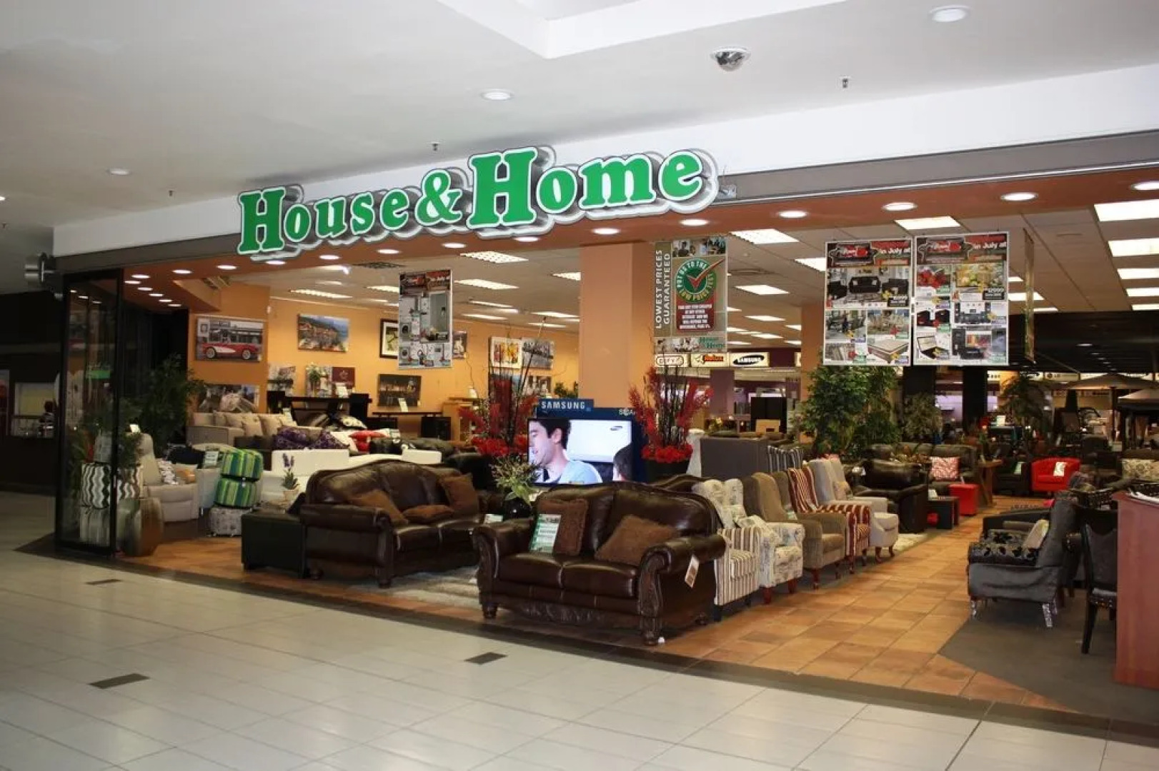 Hillside Executive Accommodation Maerua Mall