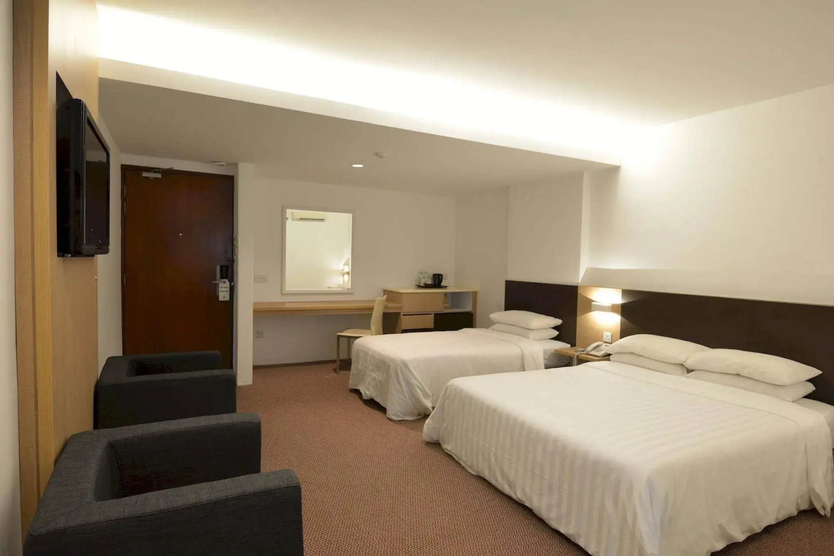 VIP Hotel (SG Clean Certified)