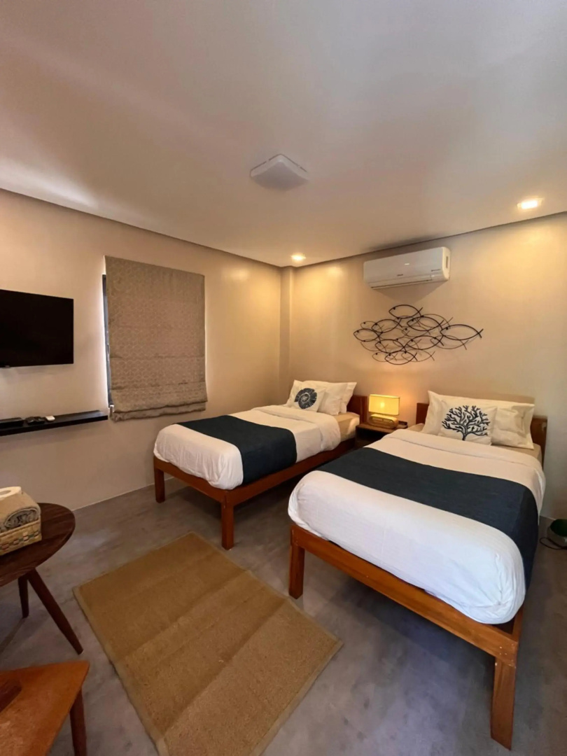 Southseas Beach Resort and Dive Center