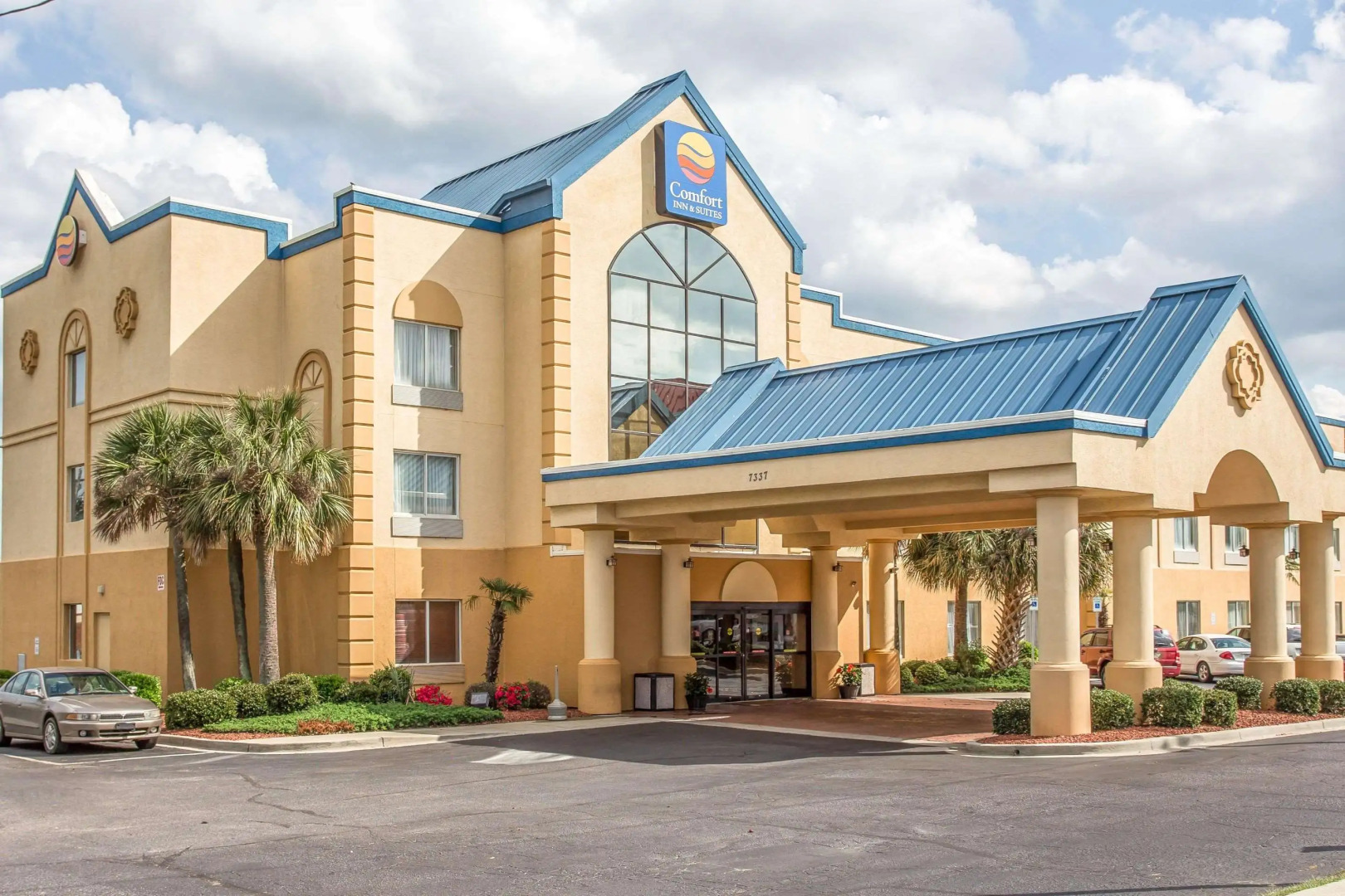 Comfort Inn & Suites Ft. Jackson Maingate