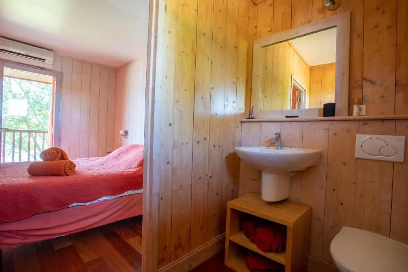 Au Bord de L'eau - Grande Maison - Baurech Insolite