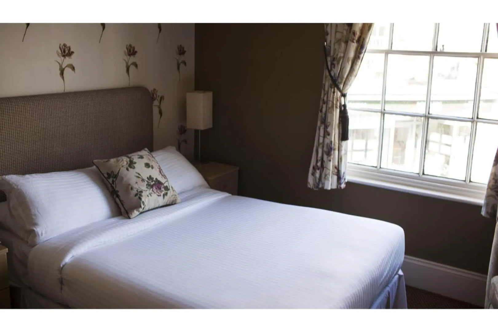 The White Horse Hotel