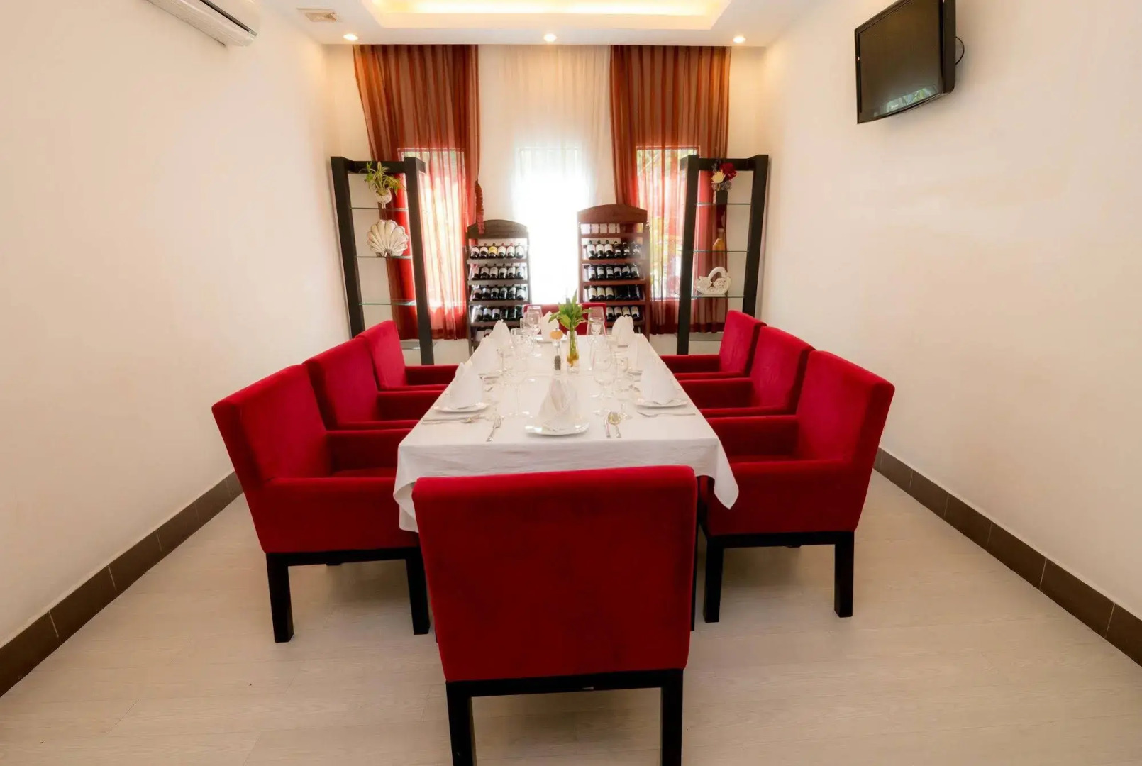 Orussey One Boutique