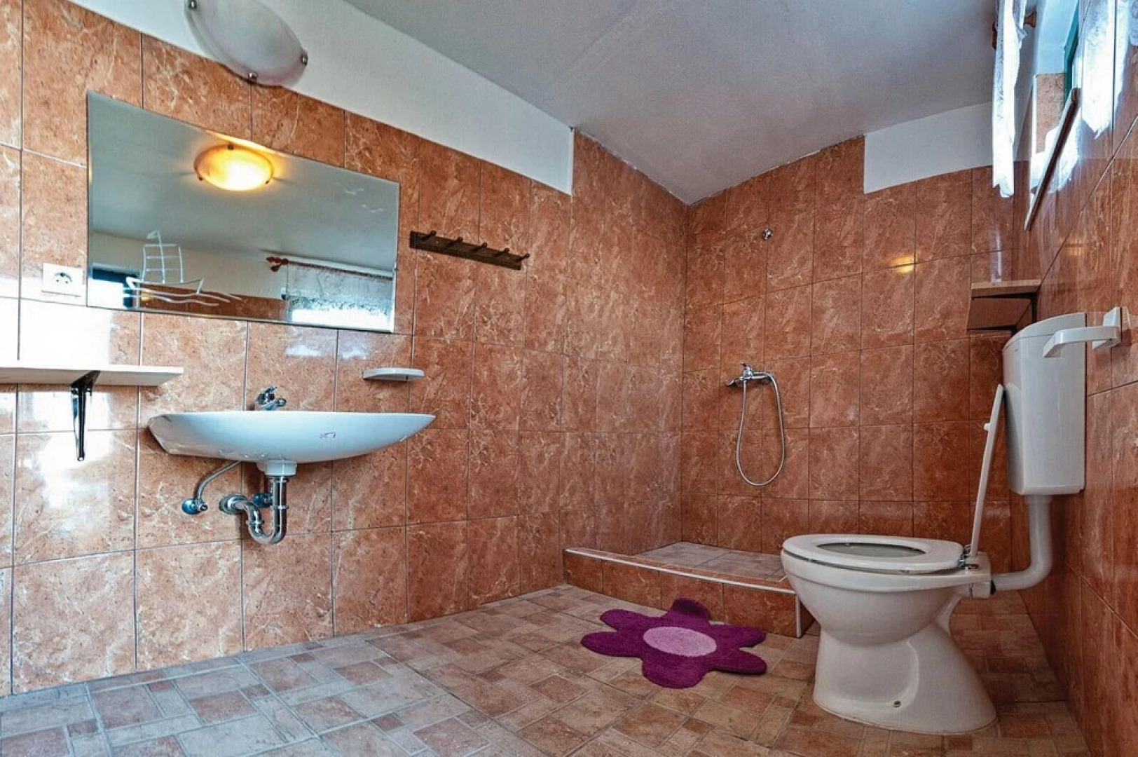 Stunning Home in Zastrazisce With 4 Bedrooms