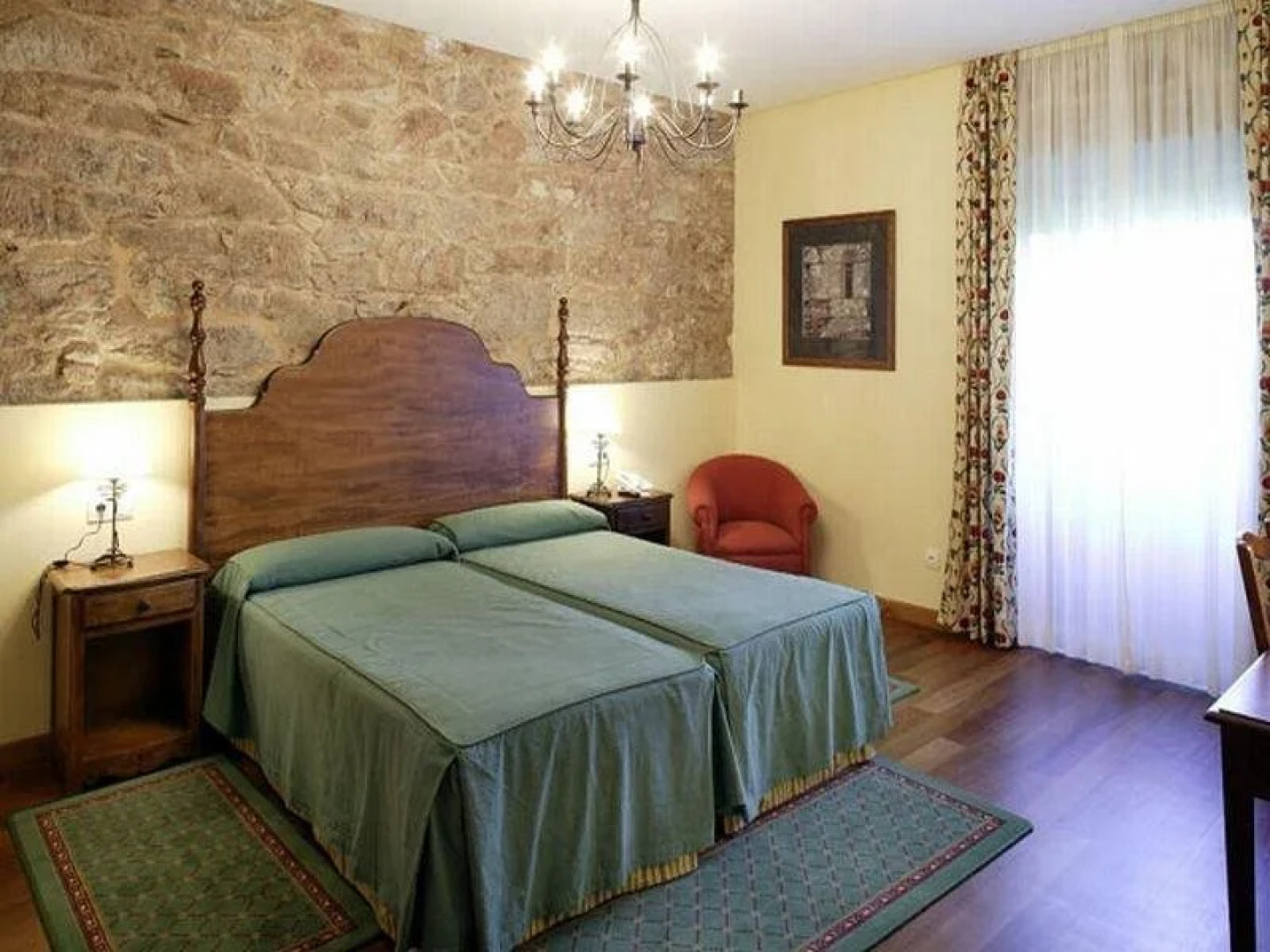 Hotel Monasterio de Aciveiro